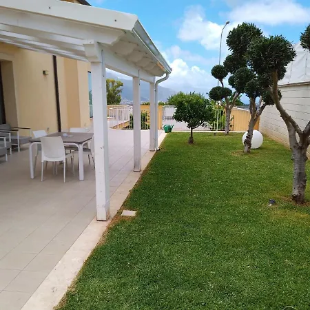 Uluvud With Pool Gym Sauna * Alcamo