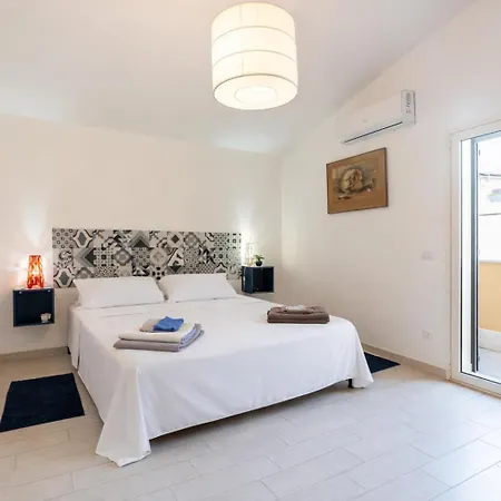 Uluvud With Pool Gym Sauna Villa