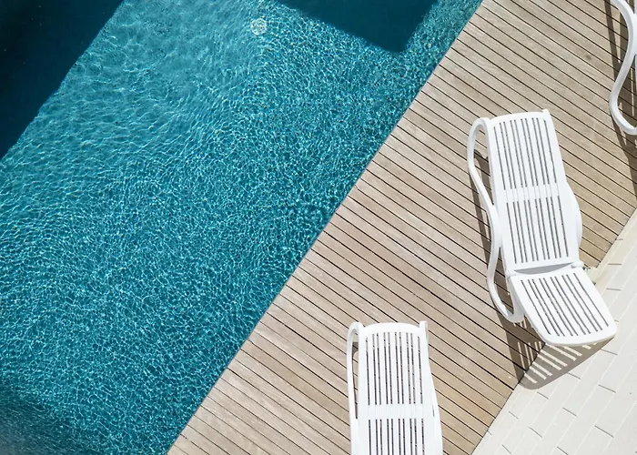 Uluvud With Pool Gym Sauna Villa