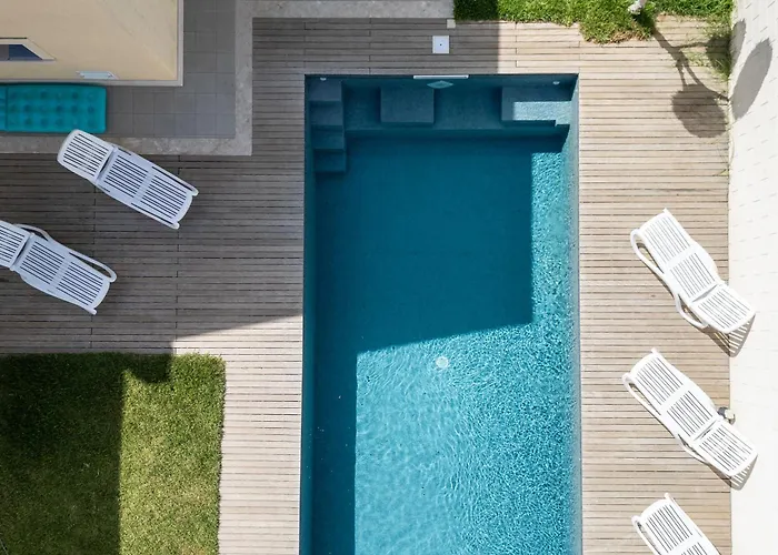 Villa Uluvud With Pool Gym Sauna