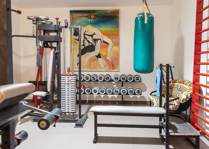 Uluvud With Pool Gym Sauna Villa Alcamo